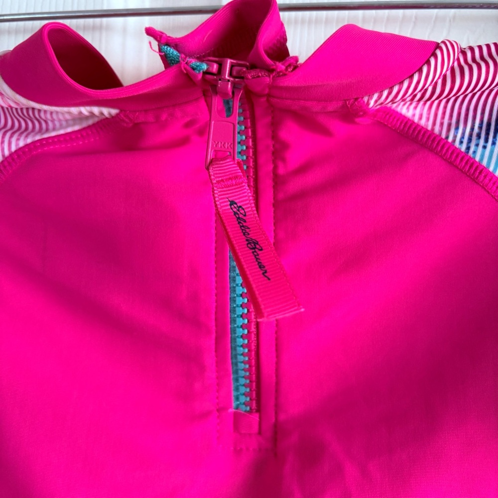 Eddie Bauer Girls M 10/12 Swim Shirt Short Sleeves Pink Rush Guard Swimsuit - Picture 5 of 6